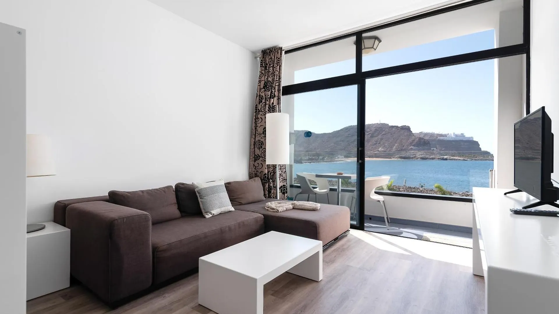 Apartamento Home2Book Gorgeous Oceanfront Studio Mogan, Views
